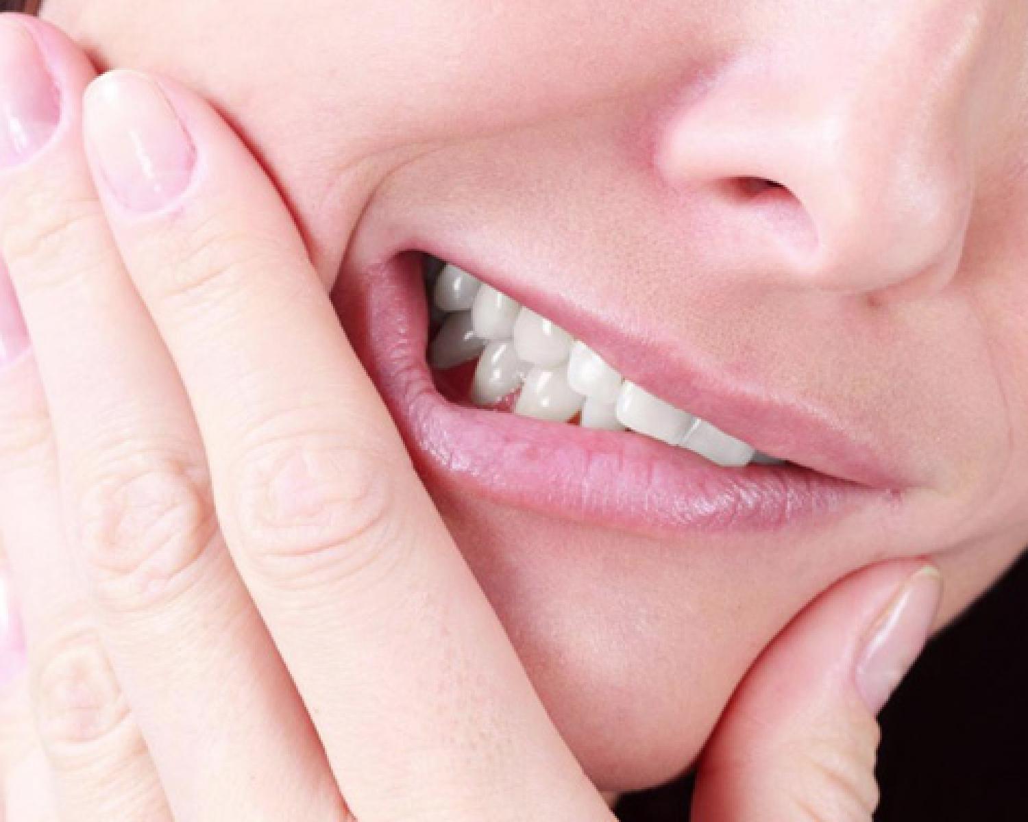 اعراض-صرير-الاسنان